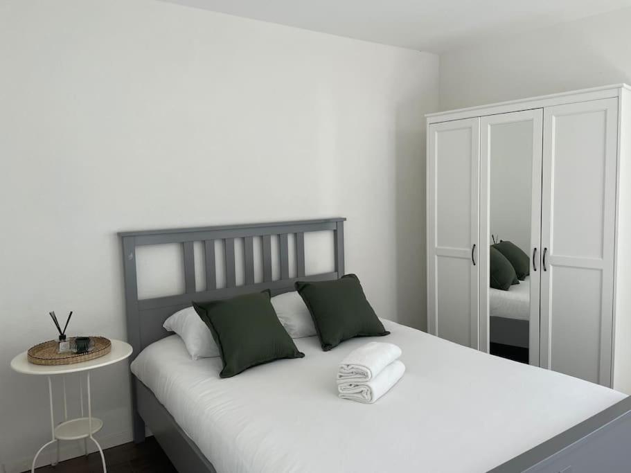 Appartamento Proche Lausanne: Studio Bien Equipe Prilly Esterno foto