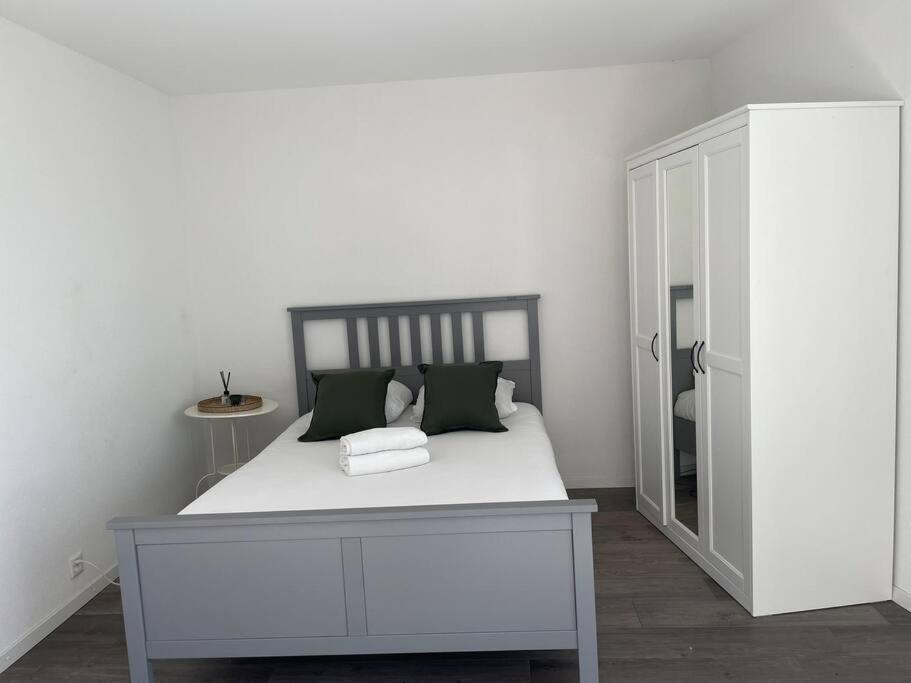 Appartamento Proche Lausanne: Studio Bien Equipe Prilly Esterno foto